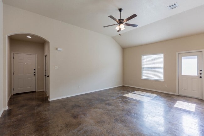 Building Photo - 218 Ragsdale Way