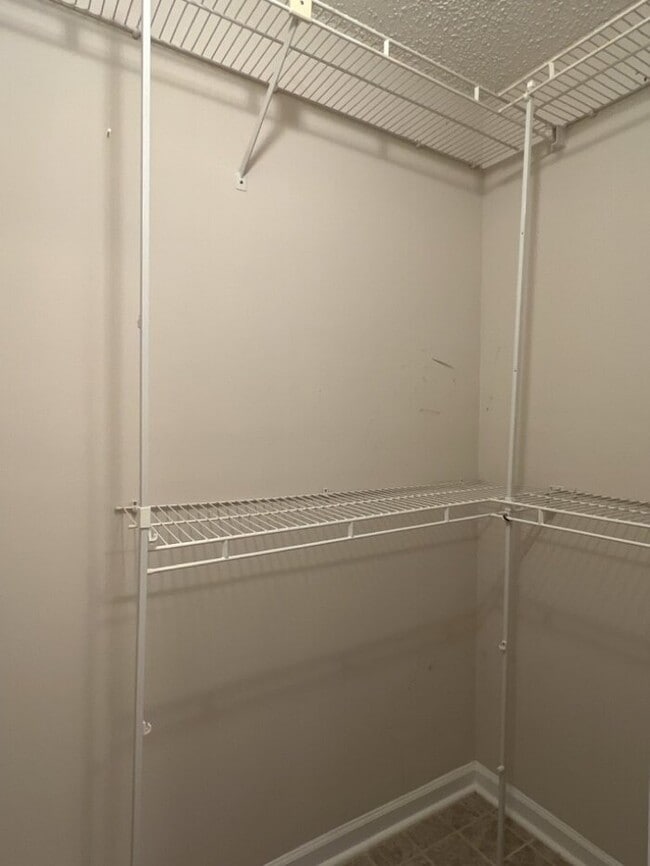 Building Photo - 115 Lancashire Rd