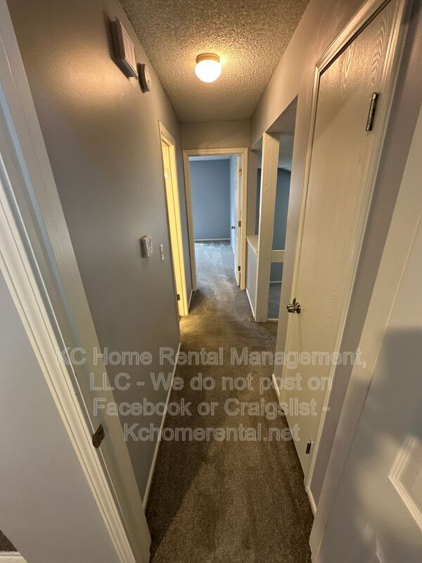 Building Photo - 9000 E 85th Pl