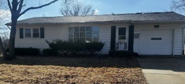 Primary Photo - 2737 Broadmoor Dr