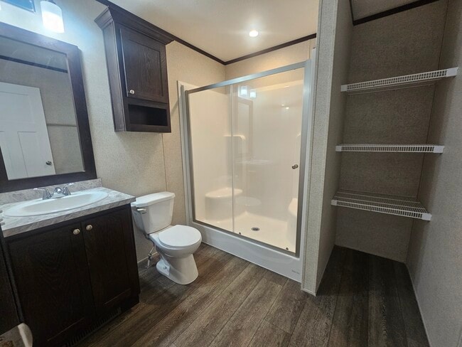 Building Photo - 46000 Geddes Rd