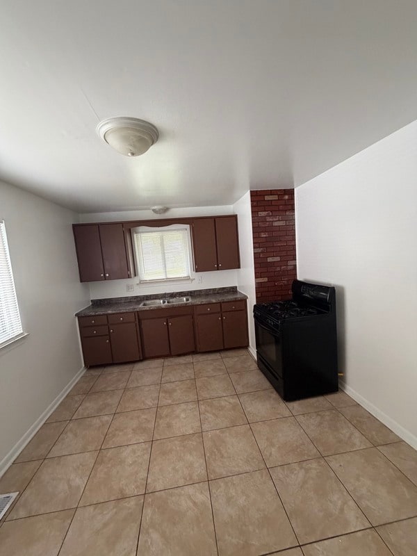 Building Photo - 29708 Grandview St