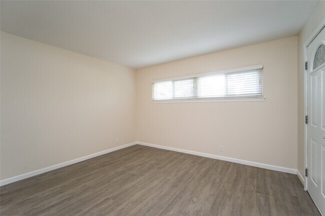 Building Photo - 3106 Maysel St