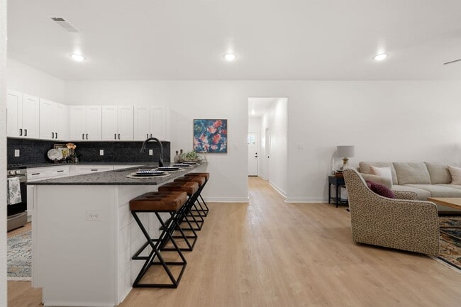 Building Photo - Beautiful New Abbington Subdivision! $1000...