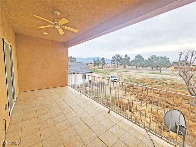 Building Photo - 1421 Star Rd