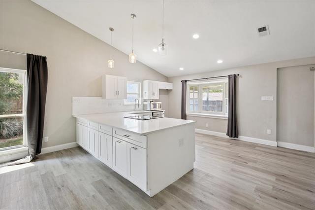 Building Photo - 7905 Hook Dr