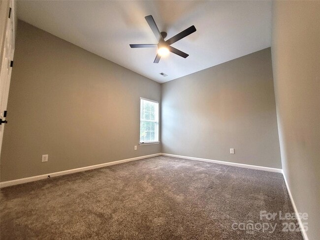 Building Photo - 5618 Branthurst Dr