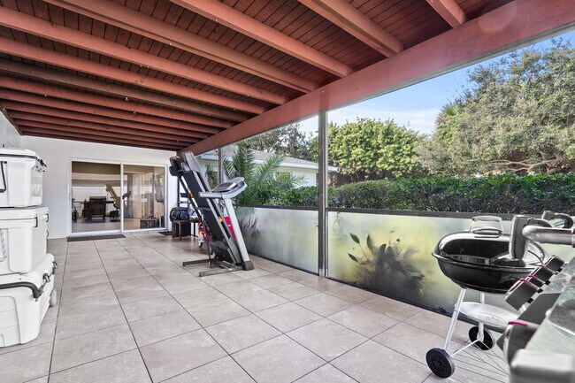 Building Photo - 2745 Omega Pl