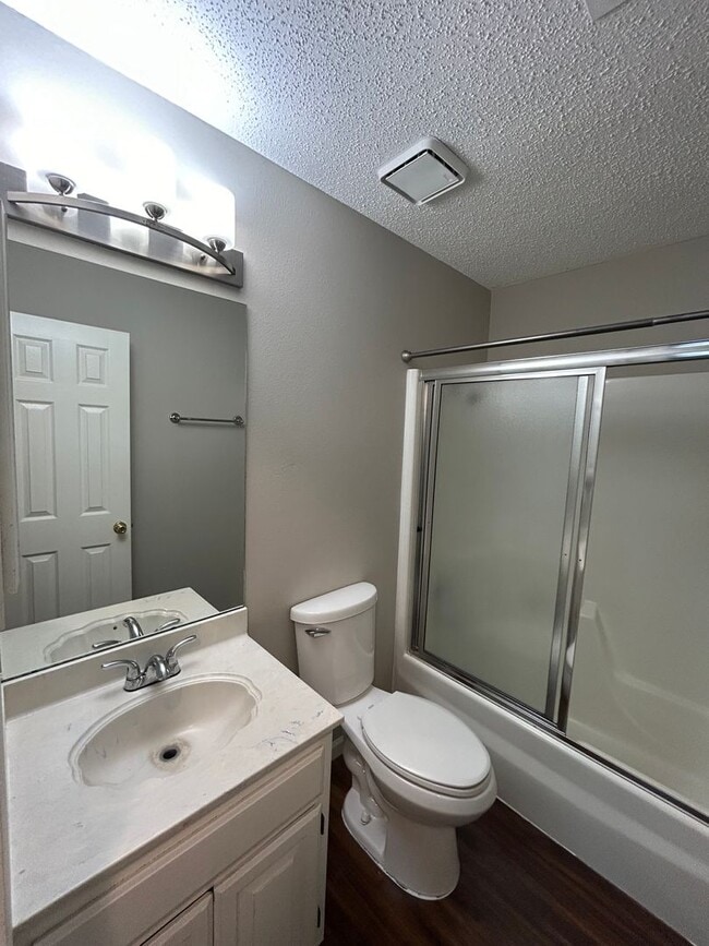 Building Photo - 1474 Timberline Dr