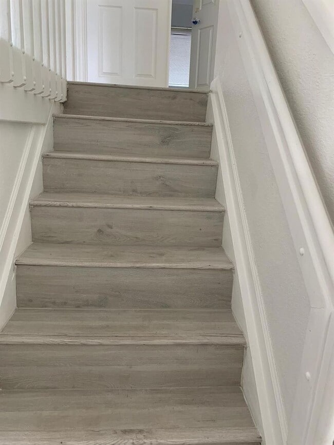 Building Photo - 1101 Center Stone Ln