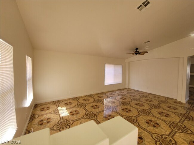 Building Photo - 4406 Cinema Ave