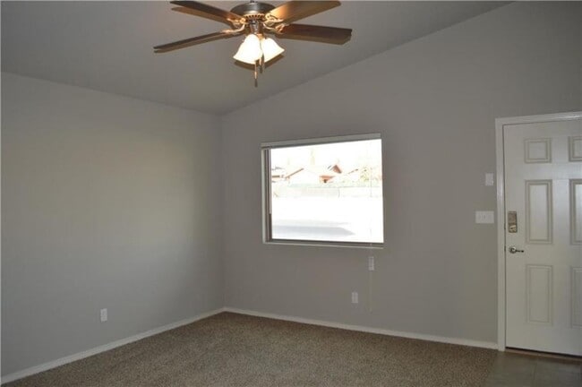 Building Photo - 11217 Stockyard Dr