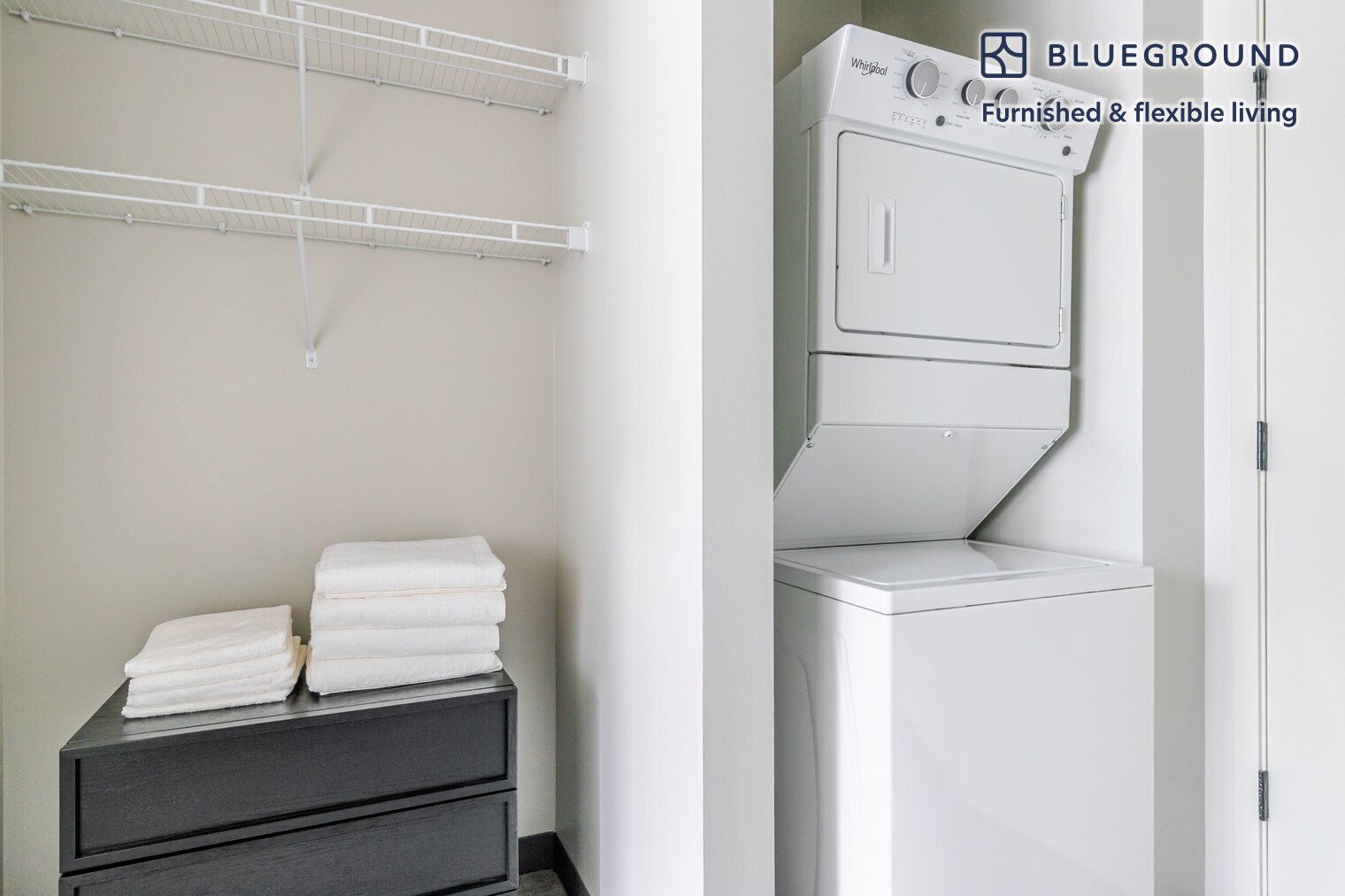 Building Photo - 180 N Ada St