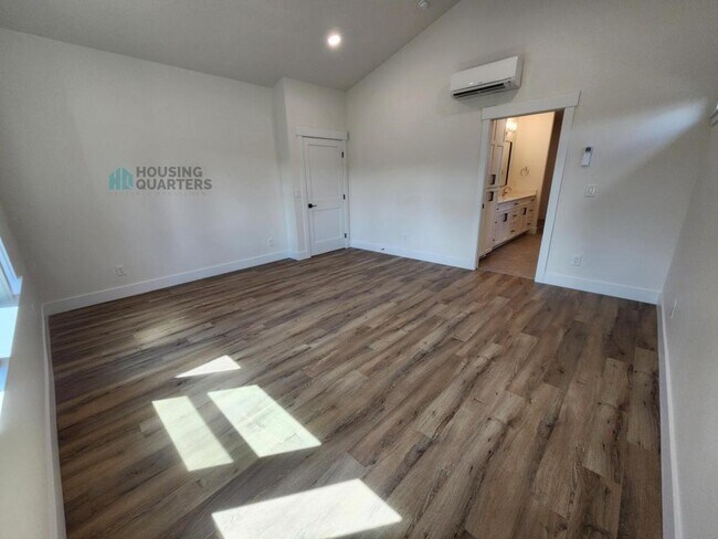 Building Photo - 8416 E Maringo Dr