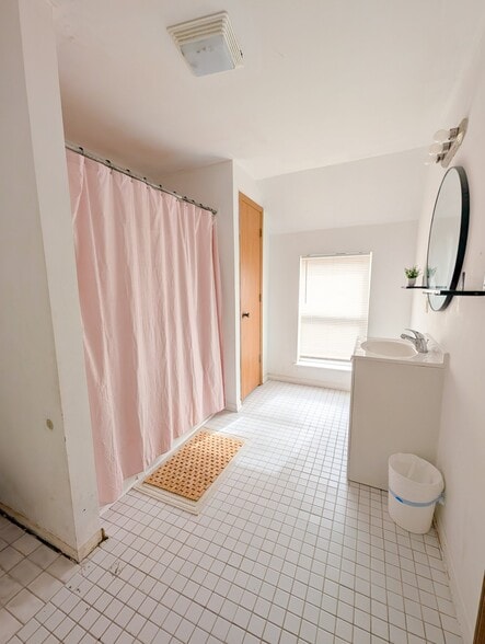 Building Photo - 2148 N 29th St