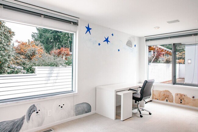 Building Photo - One of a kind private estate on Gravelly Lake in Lakewood