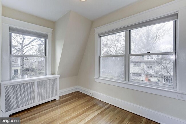 Building Photo - 3973 Harrison St NW