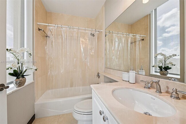 Building Photo - 626 Coral Wy