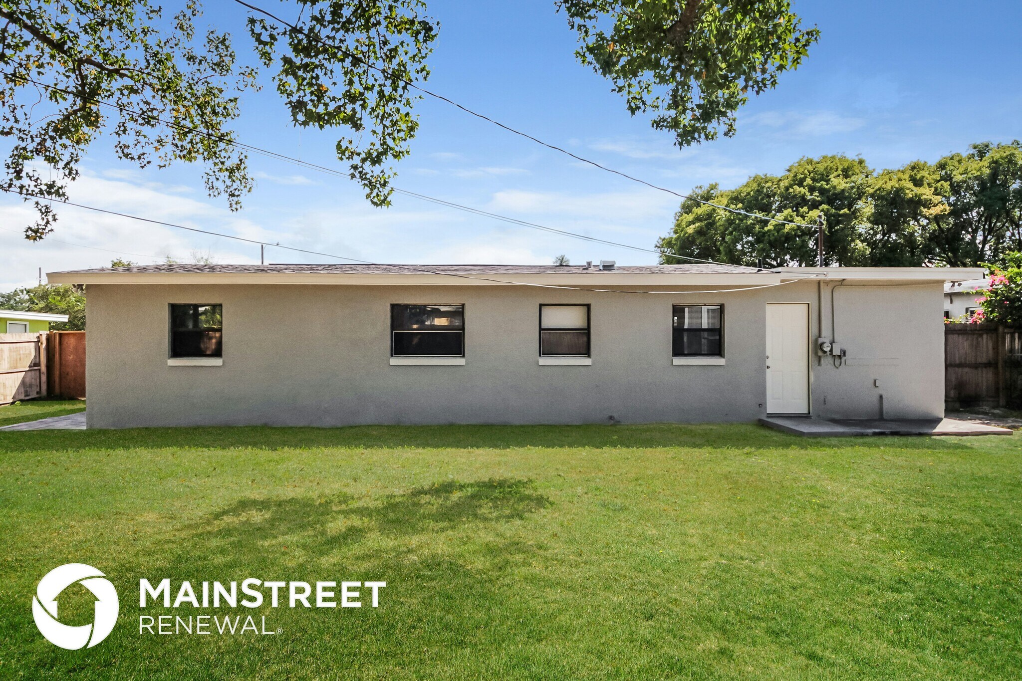 Building Photo - 1450 Terre Cia Ave