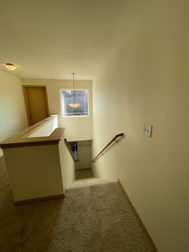 Building Photo - 4Bd/3Ba Bothell Home