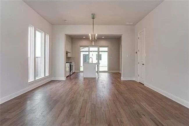 Building Photo - 3205 Forest Park Blvd