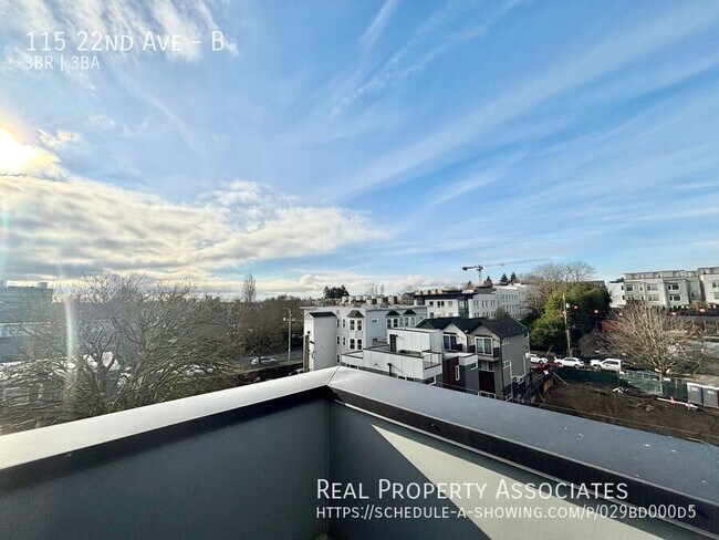 Building Photo - 115 22nd Ave