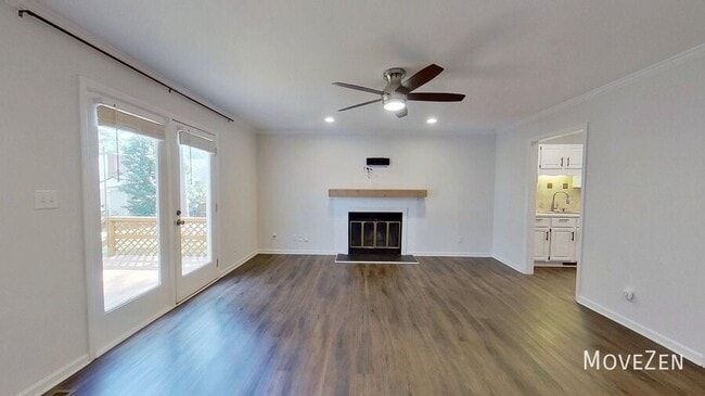 Building Photo - 5622 Darrow Dr