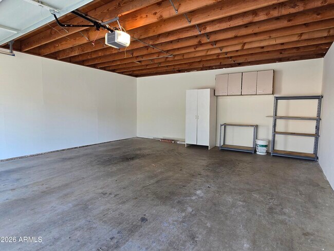 Building Photo - 7417 N Vía Camello Del Norte