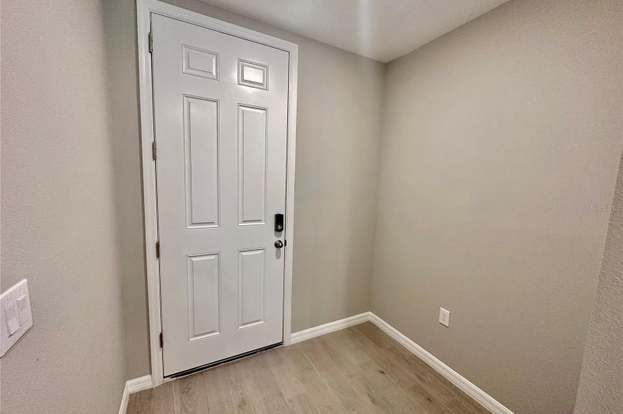 Building Photo - 5852 Ocean Isle Dr