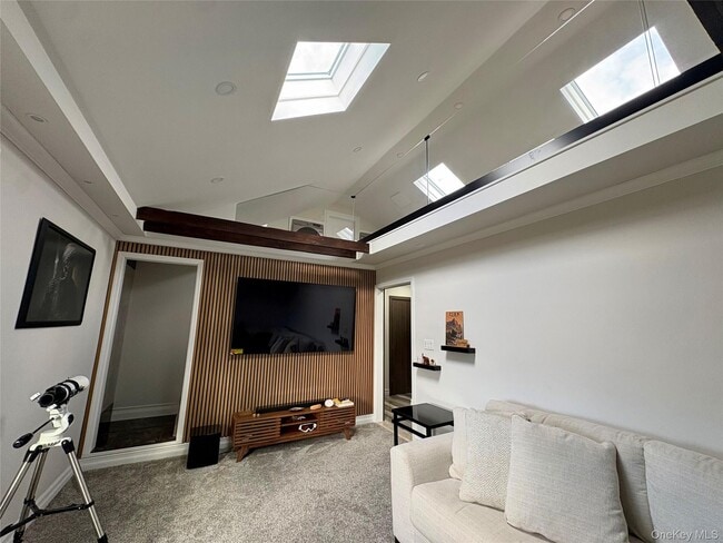 Building Photo - 264-48 Langston Ave