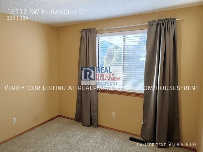 Building Photo - 16117 SW El Rancho Ct
