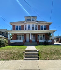 Building Photo - 414 High St