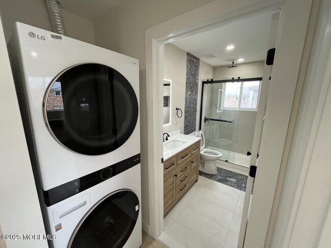 Building Photo - 1 Ocean Ave