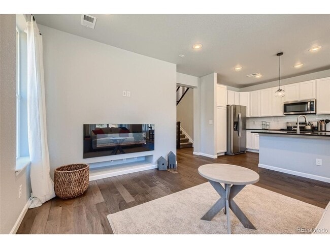 Building Photo - 14762 E Belleview Ave