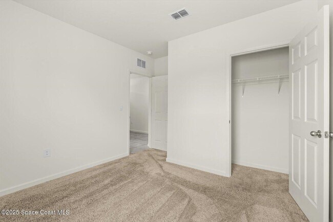 Building Photo - 2158 Jupiter Blvd SW