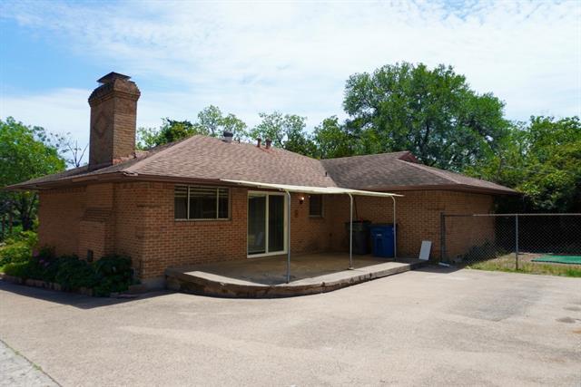 Building Photo - 821 N Hampton Rd