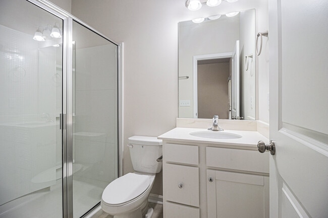 Building Photo - 3497 Hidden Valley Cir