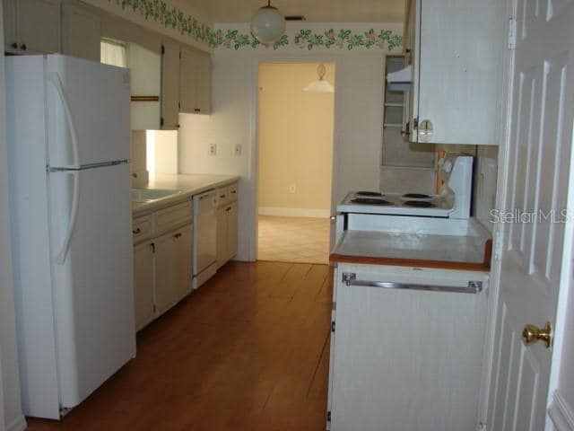 Building Photo - 3112 Chase Cir