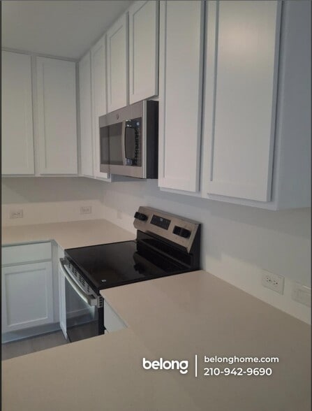 Building Photo - 13864 Hidden Oasis