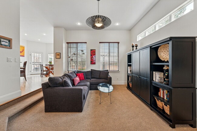 Building Photo - 8201 E 6th Ave