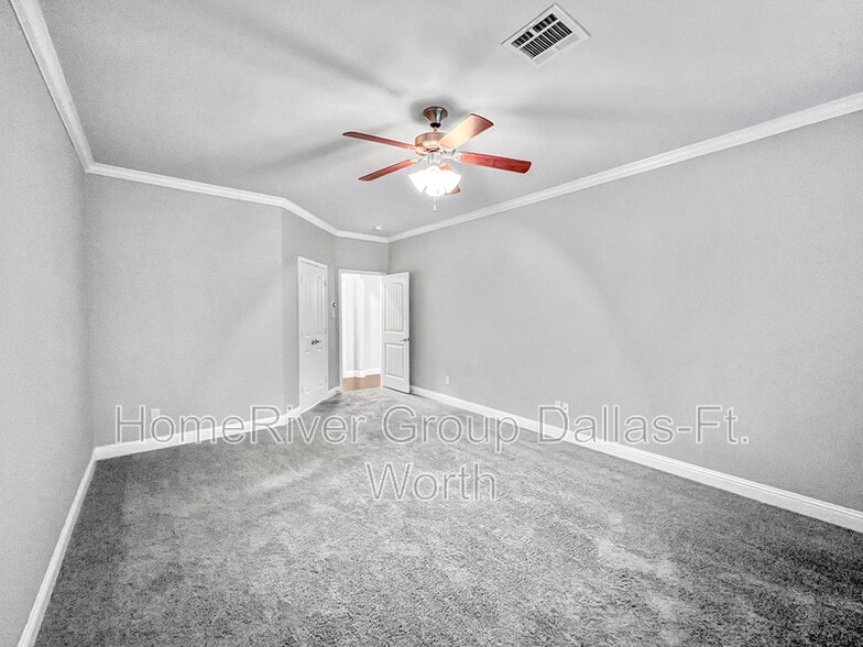Building Photo - 608 Cherry Spring Dr