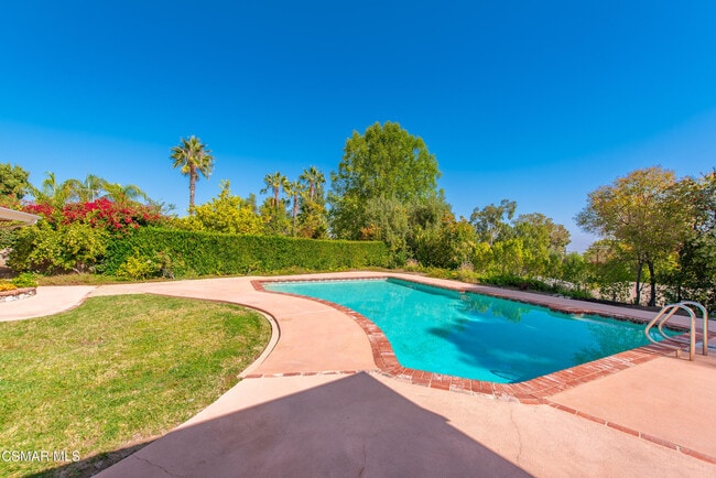 Building Photo - 5718 Ostin Ave