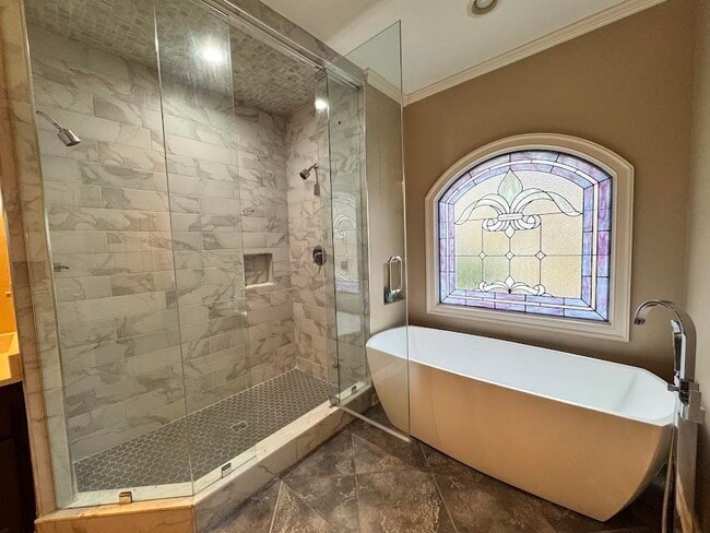 Building Photo - 415 S Yates Rd