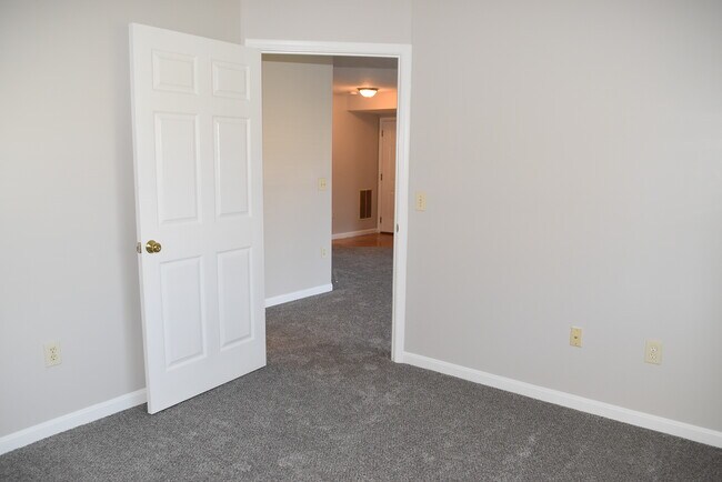 Building Photo - 5612 Baywatch Way