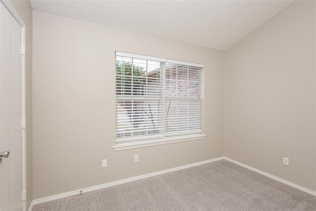 Building Photo - 4701 Sea Ridge Dr