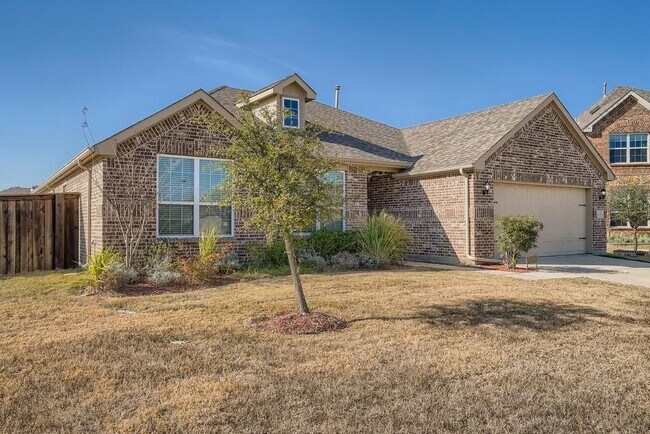 Building Photo - 3404 Glendale Ln