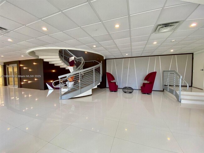 Building Photo - 5701 Collins Ave
