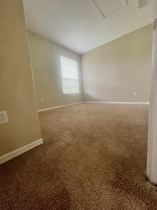 Building Photo - 2801 Eagles Roost Cir