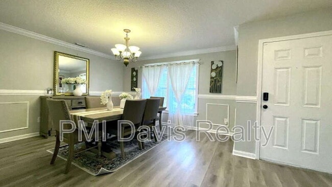 Building Photo - 11814 Lindsey Lake Drive