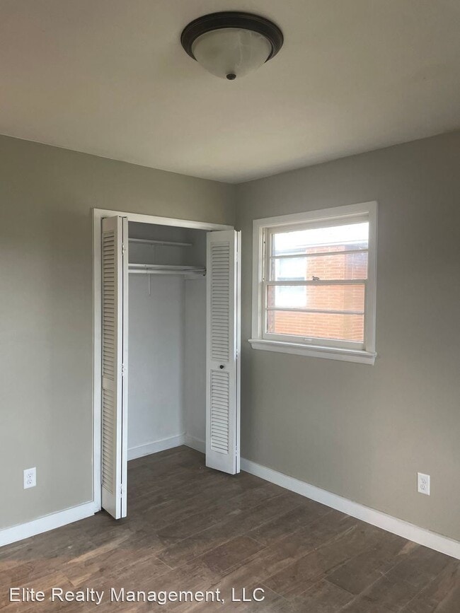 Building Photo - 3 br, 1 bath House - 3727 Steel Dr.